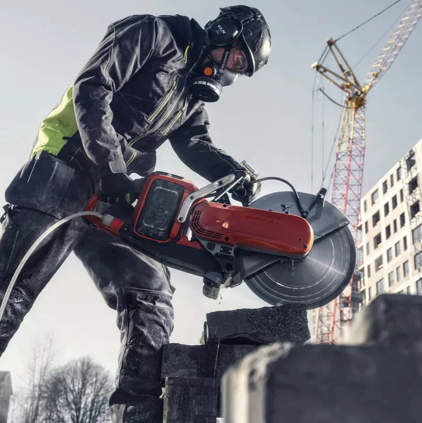 Concrete Cutter - Man using