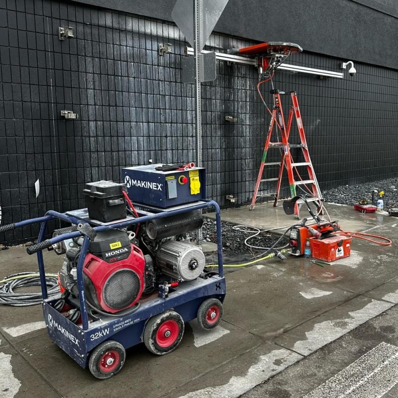 Generator 32kW 480V