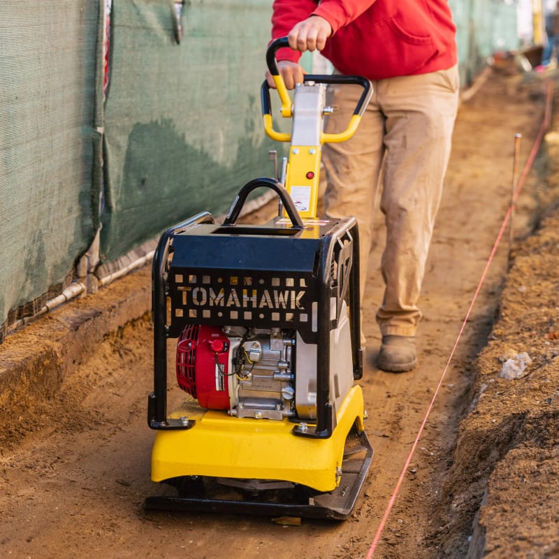 Tomahawk 6.5 HP Honda Reverse Hydraulic Plate Compactor for Soil, Aggregate, Cohesive Compaction TPC175H-5