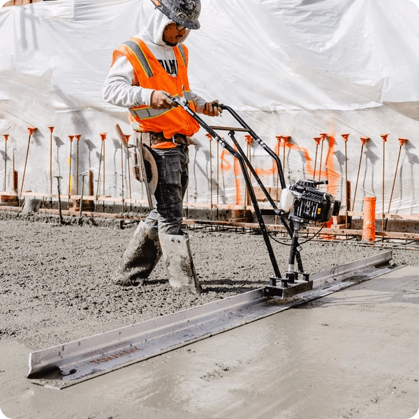 Tomahawk Concrete Power Screed - TVSA-T