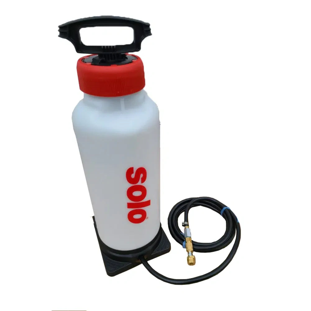 Solo 3.0 Gallon Manual Pump